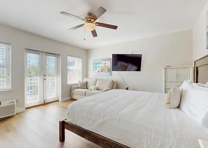 Inn At Gulf Place 313